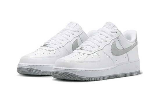 Nike Air Force 1 Low '07 White Light Smoke Grey