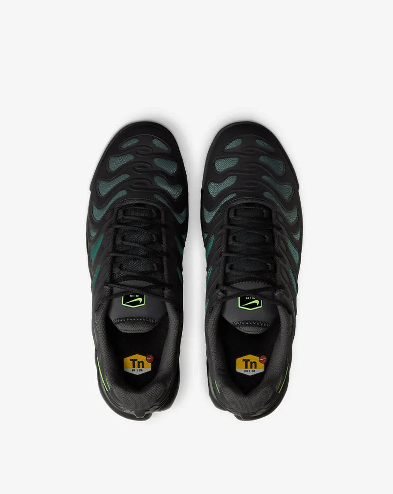 Nike Air Max Plus Drift Men's Style: FD4290-006