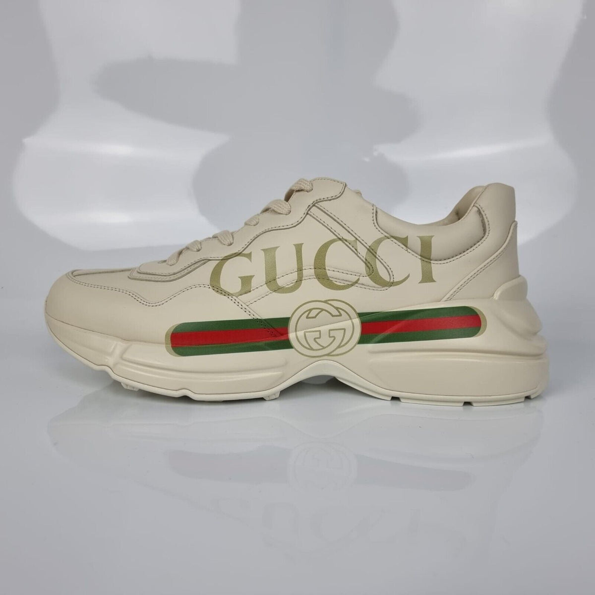 MEN'S RHYTON GUCCI LOGO LEATHER SNEAKER Style ‎500877 DRW00 9522